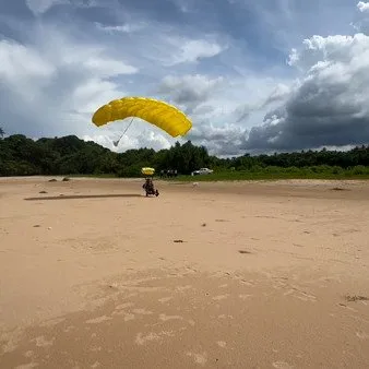 parachute landing on Bentota Beach in Sri Lanka