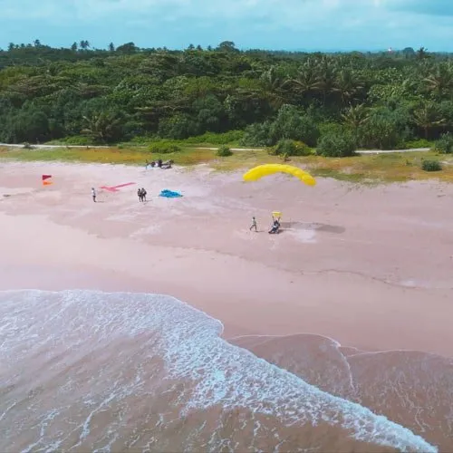 parachute landing on bentota beach